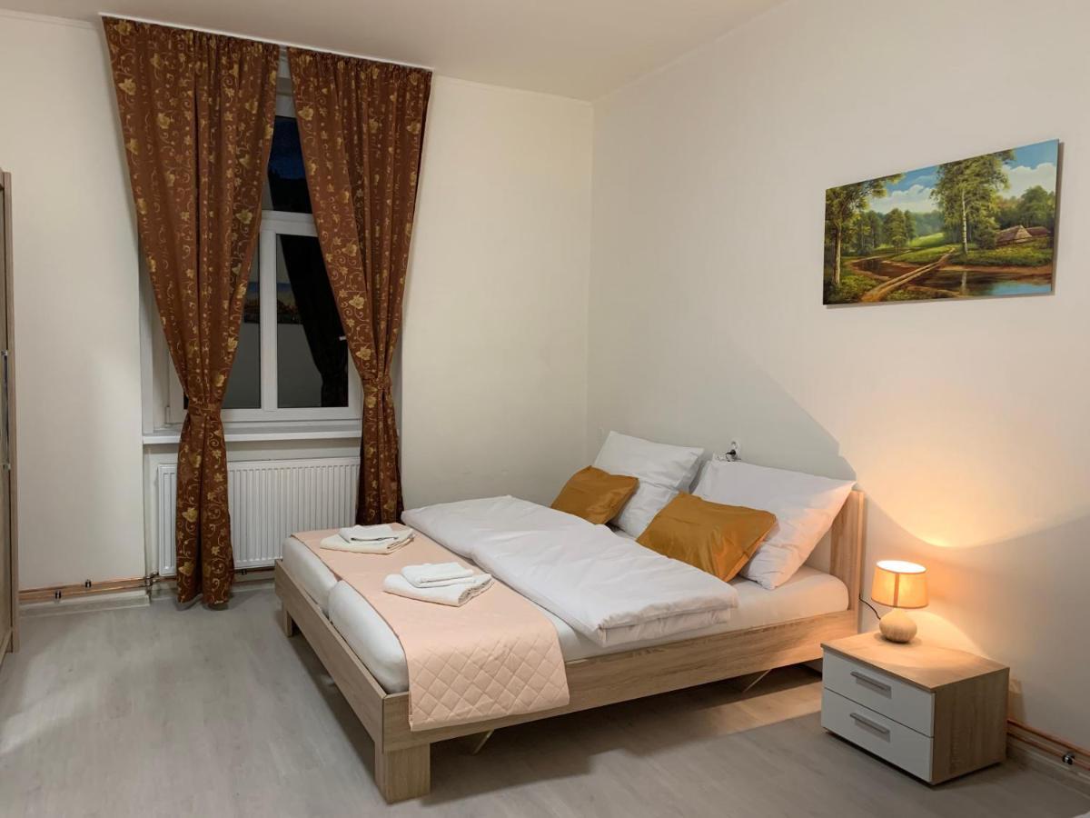 Kk Apartments Прага Екстериор снимка