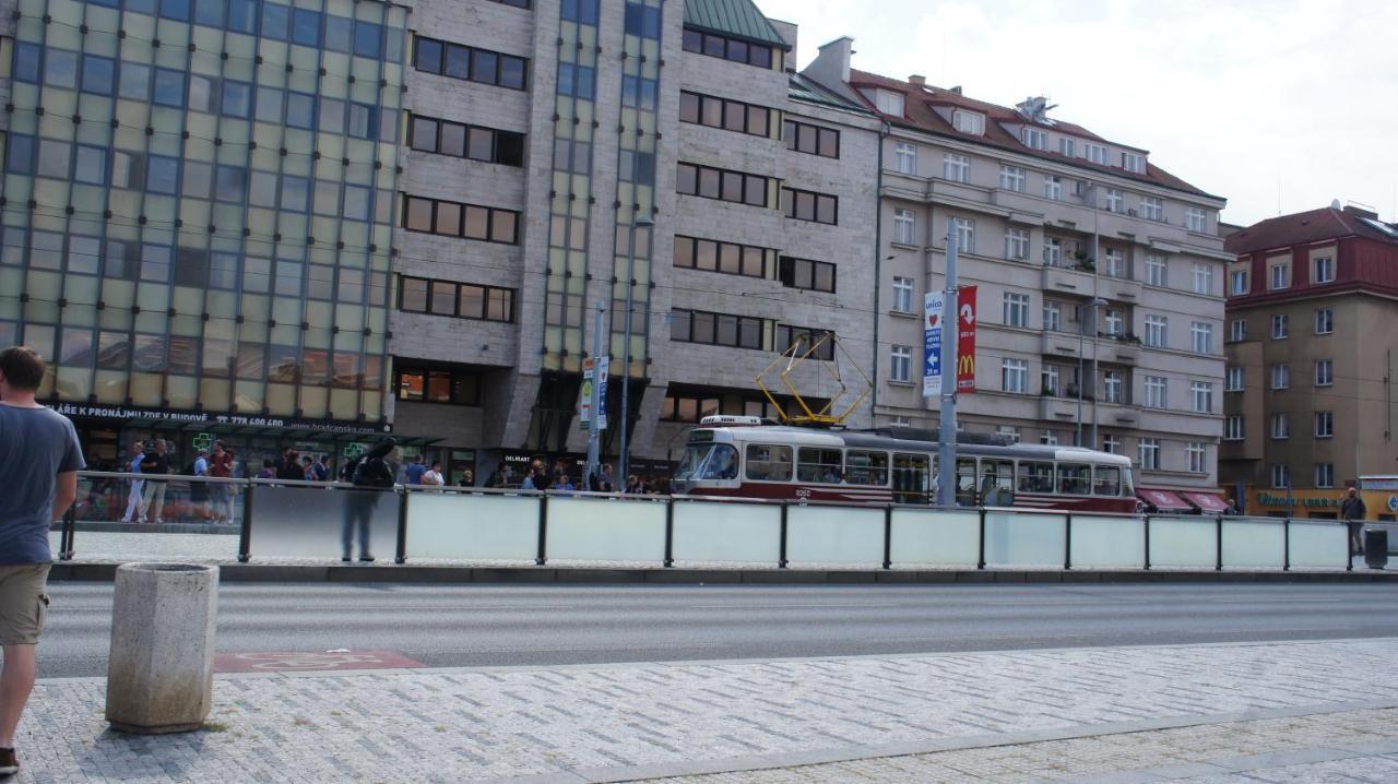 Kk Apartments Прага Екстериор снимка