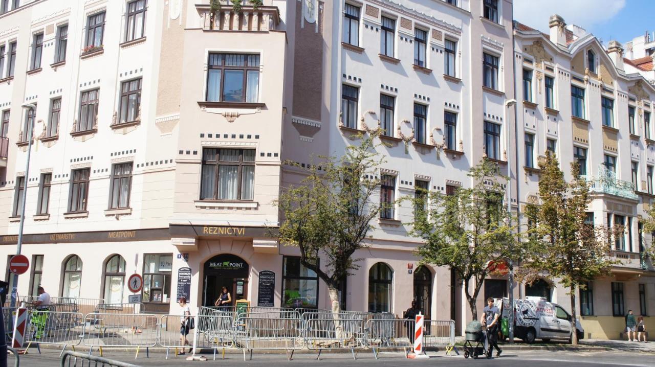 Kk Apartments Прага Екстериор снимка