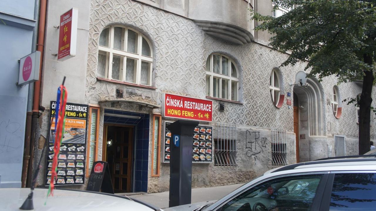 Kk Apartments Прага Екстериор снимка